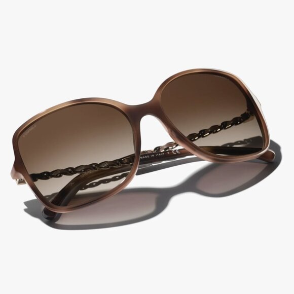 CHANEL Brown Gradient Sunglasses - Picture 2 of 14